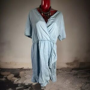 Madison + Hudson Women's Dress Size XL light Blue